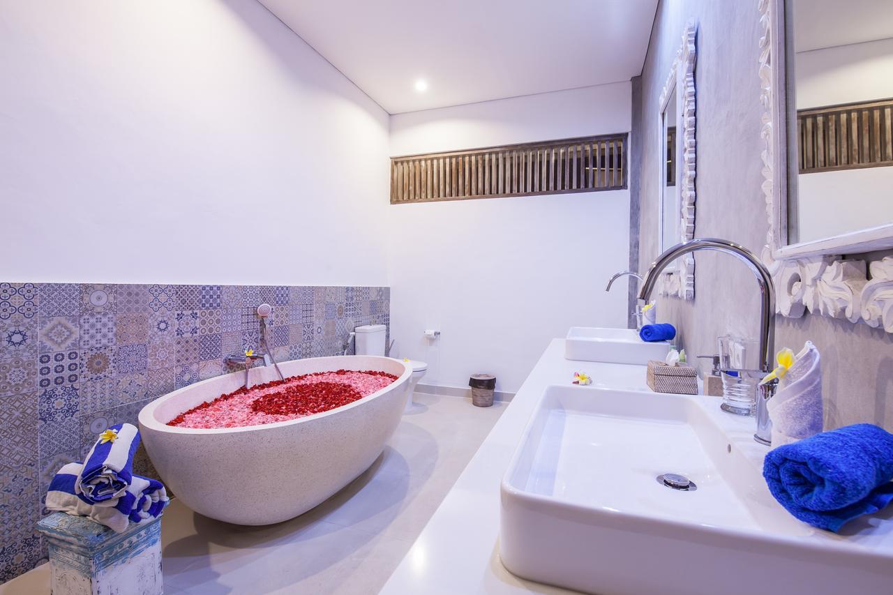 Ambermoon Villa 2 Семиньяк Экстерьер фото